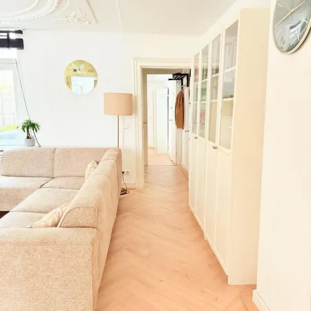 Canal House The Manor