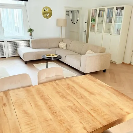 Canal House The Manor Амстердам